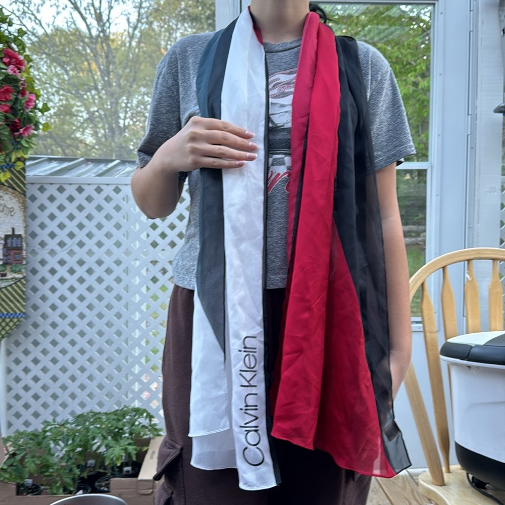 Calvin Klein scarf lightweight